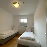 & Golf By Apartment