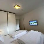 Apartment & Golf By