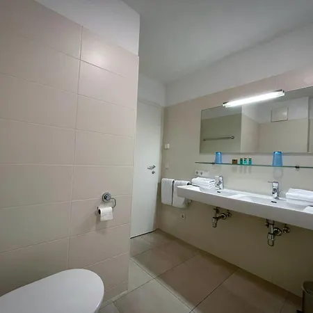 アパート & Golf By カプルーン